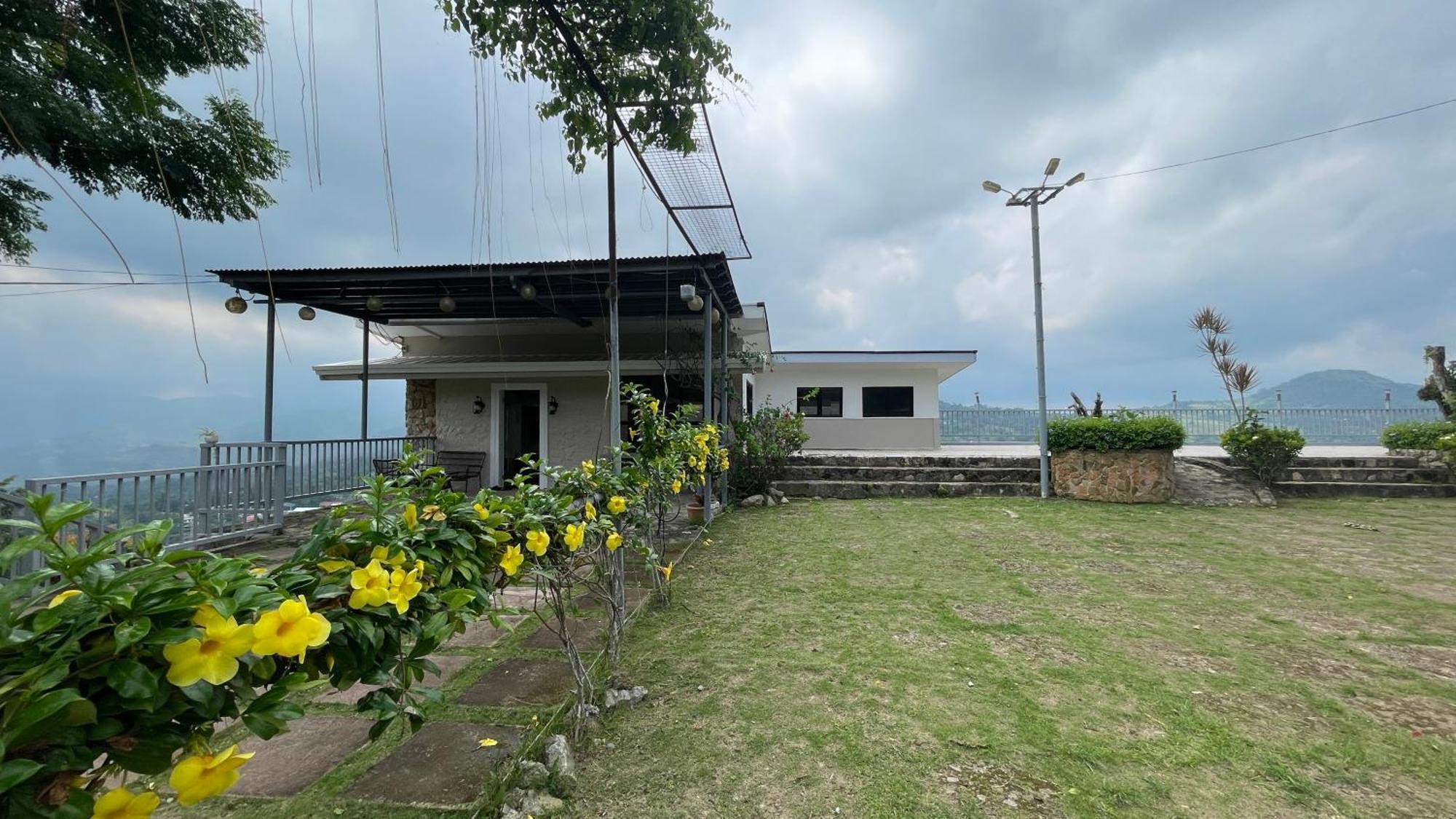 Serenity Farm And Resort By Hiverooms Kalunasan Bagian luar foto
