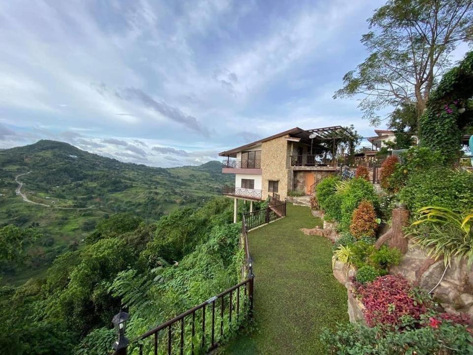Serenity Farm And Resort By Hiverooms Kalunasan Bagian luar foto